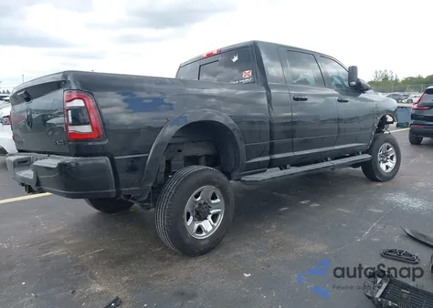 2019 Ram 2500 Laramie 4X4 6'4 Box from USA, damaged, VIN 3C6UR5NL5KG586482